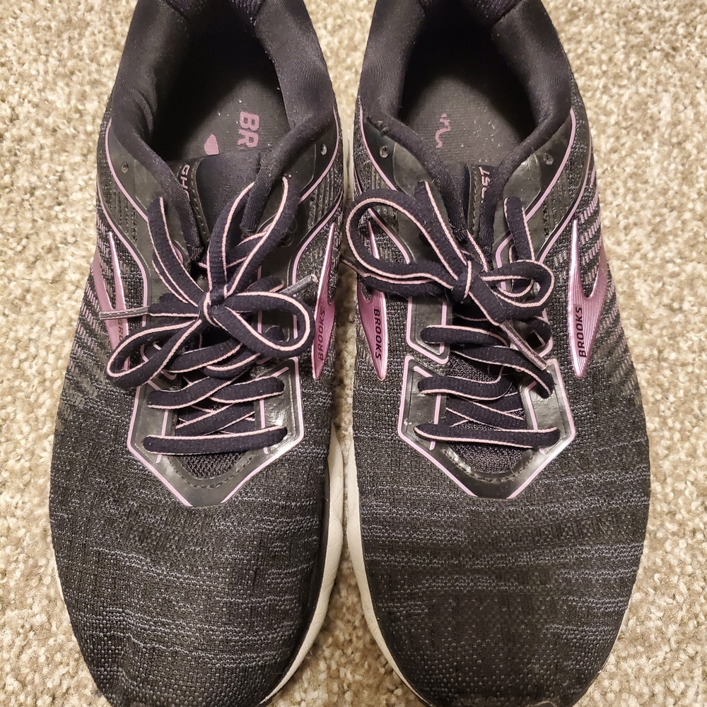 Brooks Women's Ghost 12 Black and Purple Size 9.5